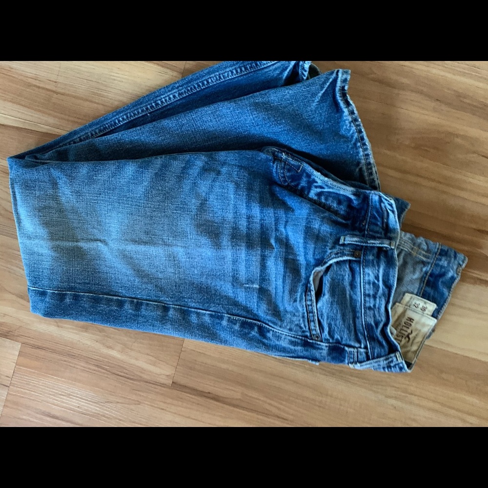 Hollister Jeans: Boomer. Low Rise Slim Boot